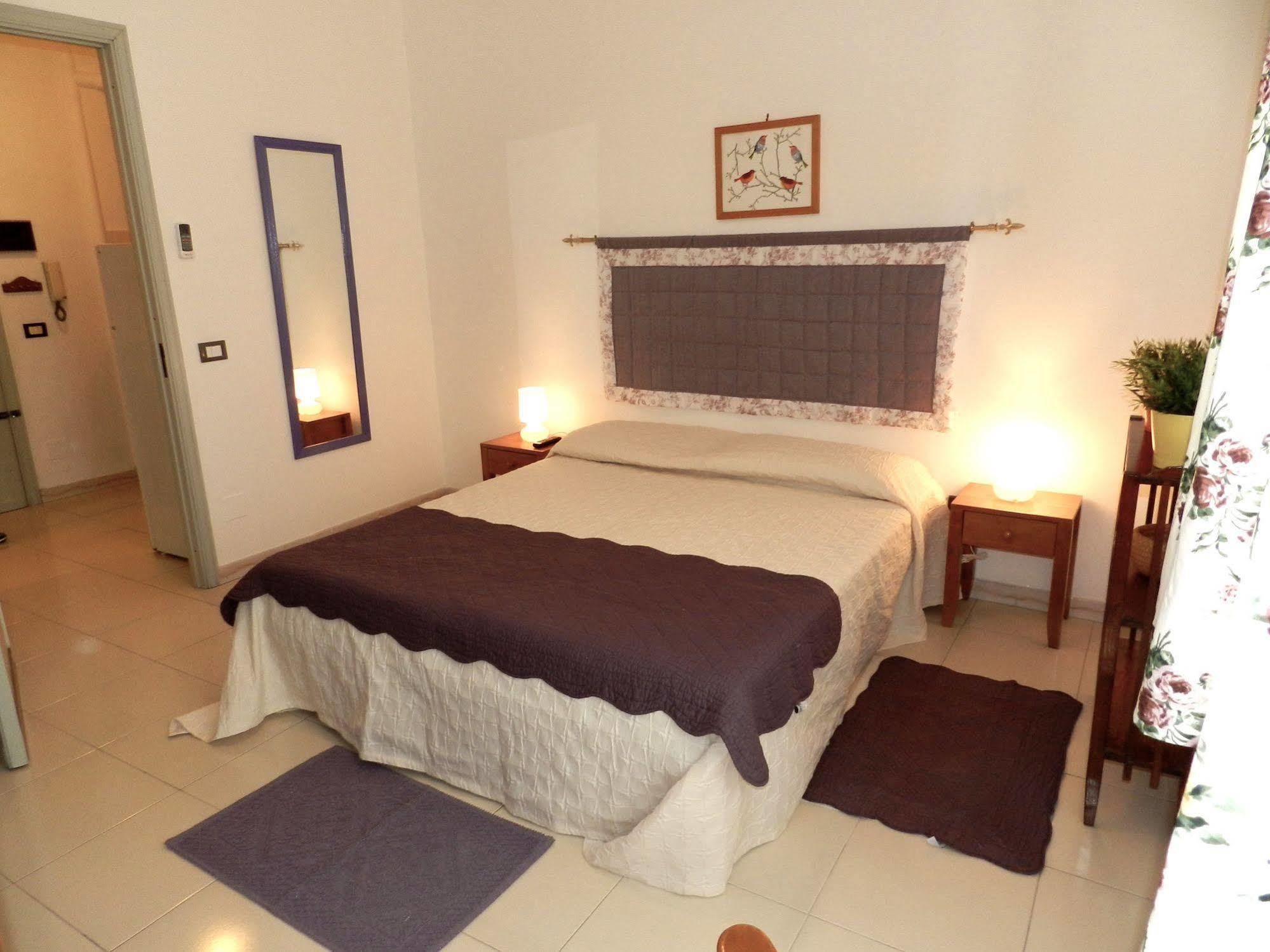 Orleans Apartments Palermo Exterior photo