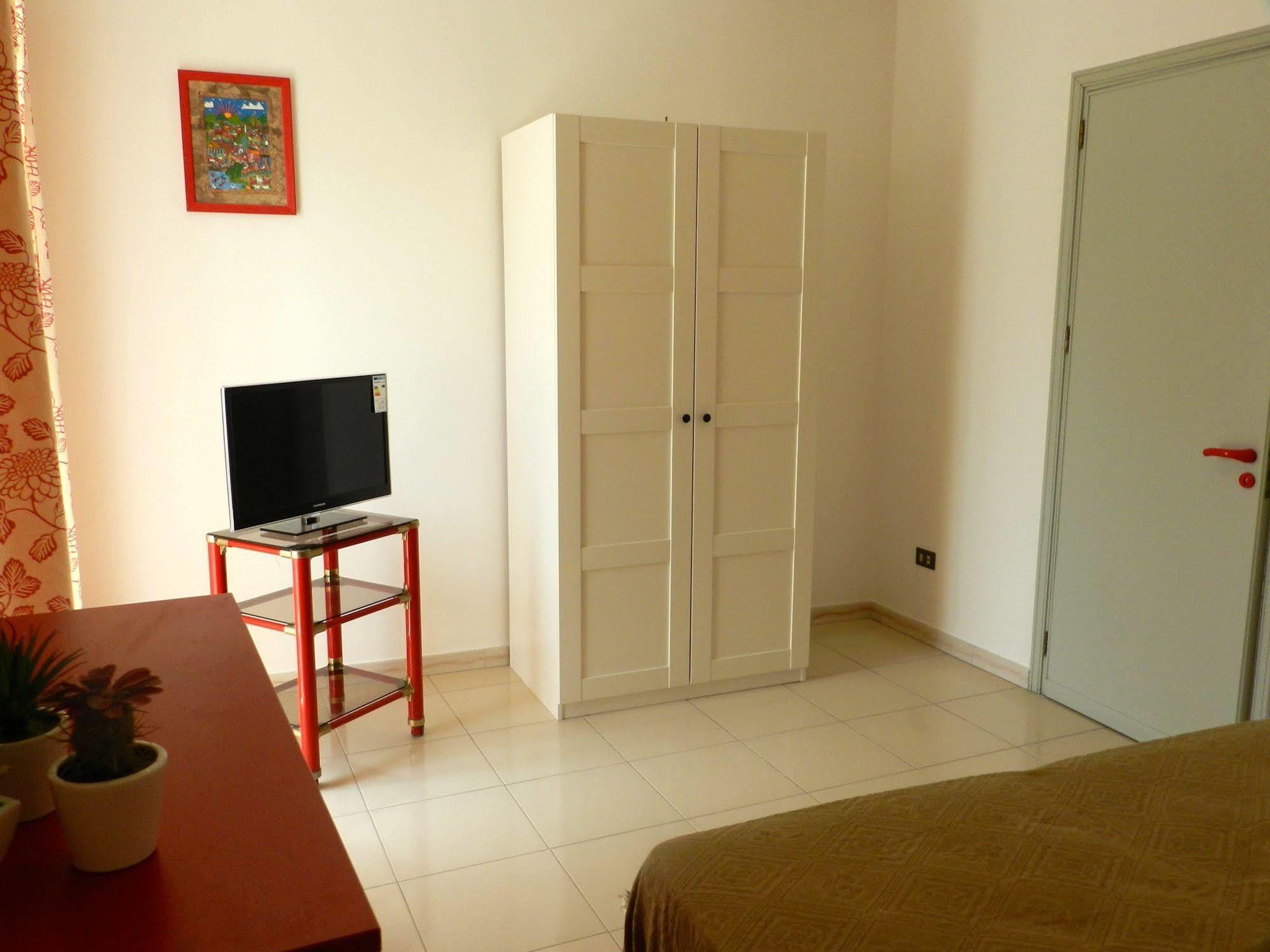 Orleans Apartments Palermo Exterior photo